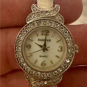 🔥Women’s Elgin ll Vintage Watch with Diamond Bezel🔥